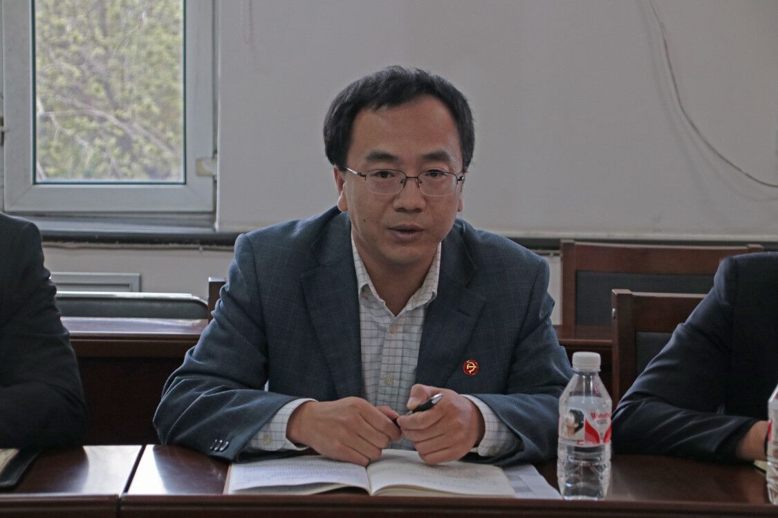 公司党委书记王豫龙做总结讲话